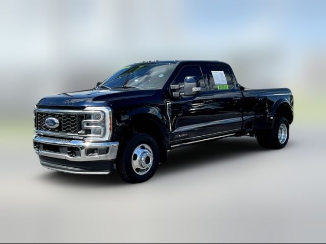 2023 Ford F-350 Lariat