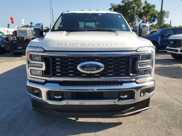 2023 Ford F-350 Lariat