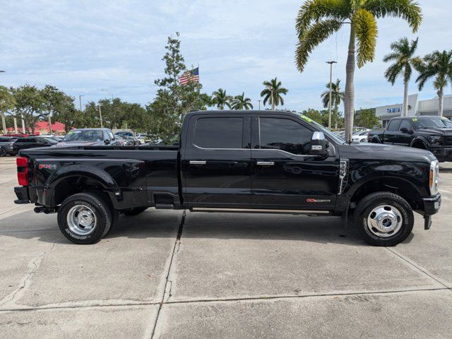 2023 Ford F-350 Platinum