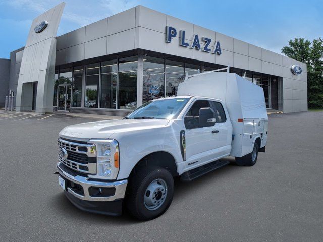 2023 Ford F-350 XLT