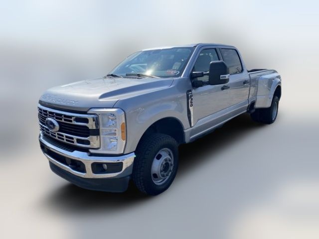 2023 Ford F-350 XLT