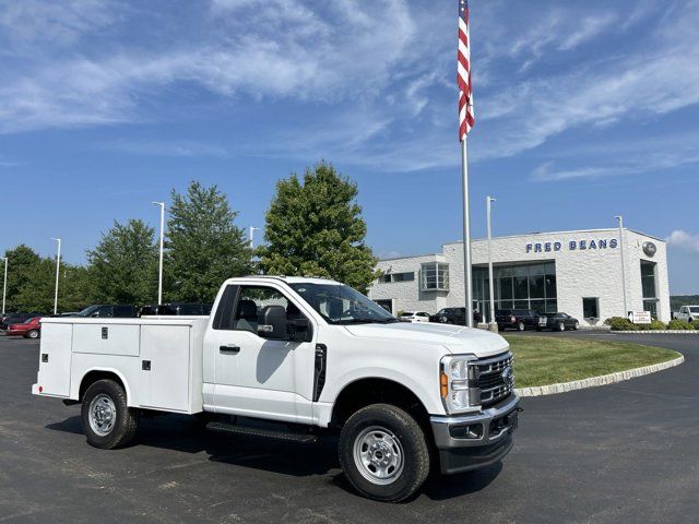 2023 Ford F-350 XL