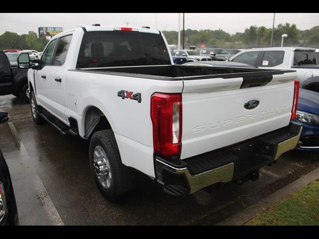 2023 Ford F-350 XLT