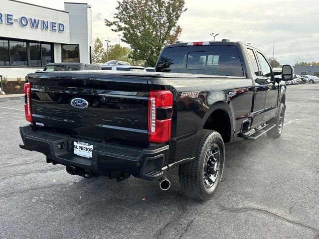 2023 Ford F-350 Lariat