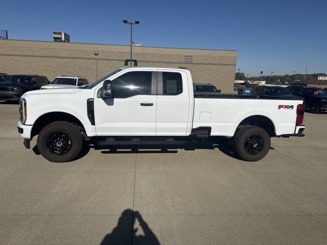 2023 Ford F-350 