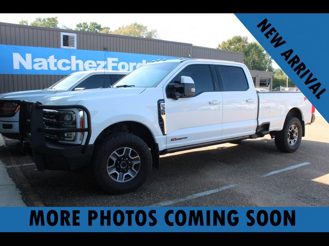 2023 Ford F-350 Lariat