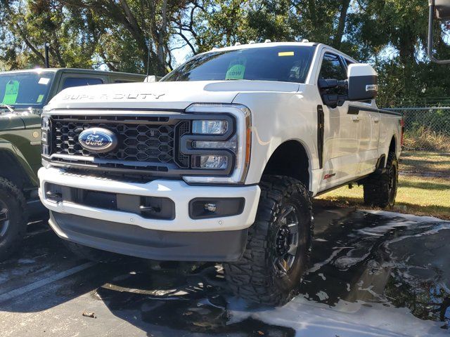 2023 Ford F-350 Lariat