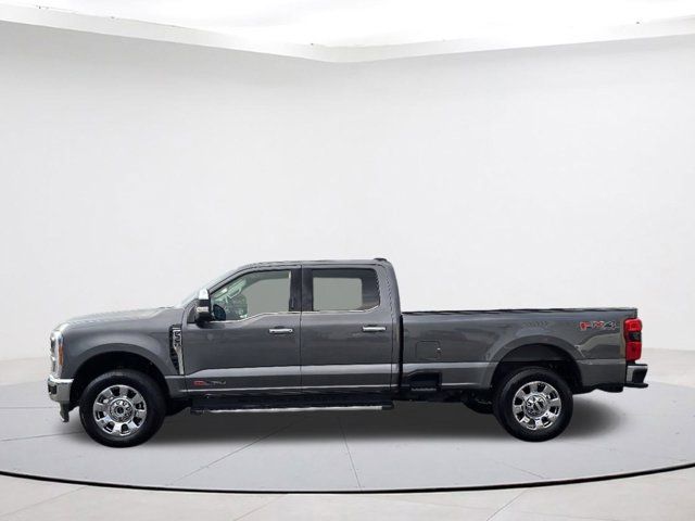 2023 Ford F-350 Lariat