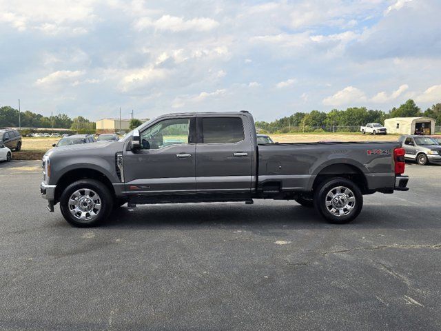 2023 Ford F-350 Lariat