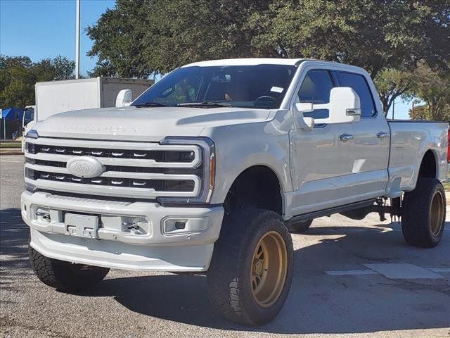 2023 Ford F-350 Platinum