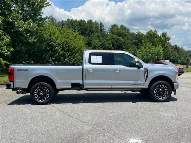 2023 Ford F-350 Platinum