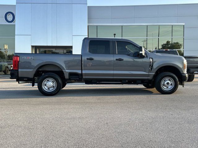 2023 Ford F-350 XL