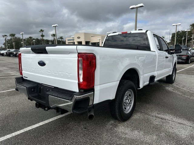 2023 Ford F-350 XL