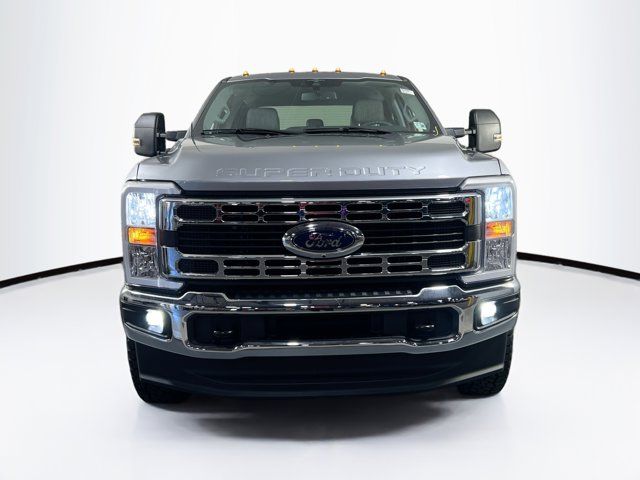 2023 Ford F-350 XLT