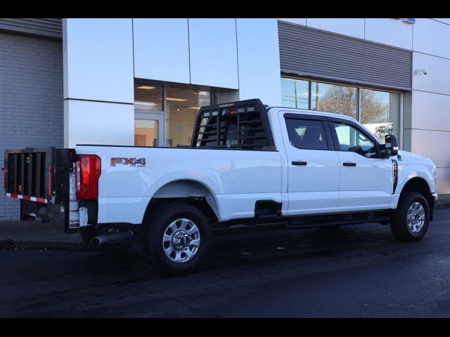 2023 Ford F-350 XLT