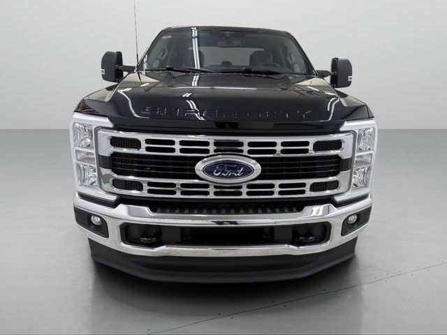 2023 Ford F-350 XLT