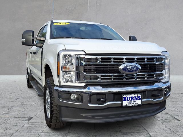 2023 Ford F-350 XLT