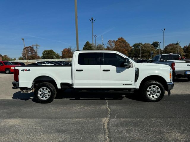 2023 Ford F-350 XLT