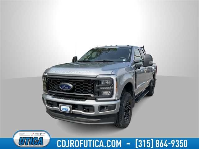 2023 Ford F-350 XLT