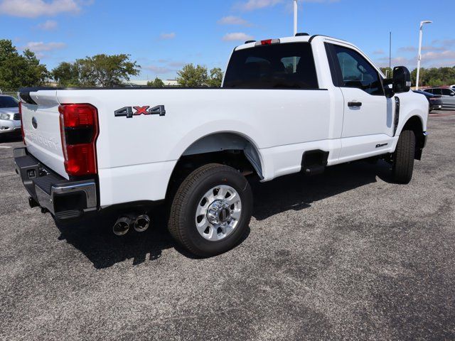 2023 Ford F-350 XLT