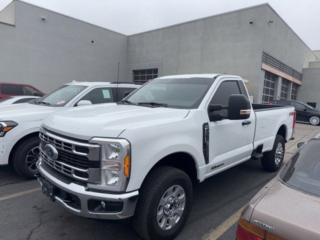 2023 Ford F-350 XLT