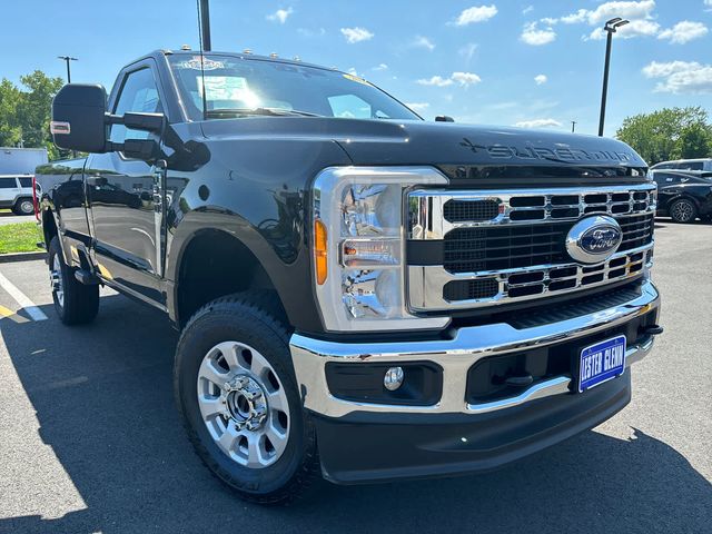 2023 Ford F-350 XLT