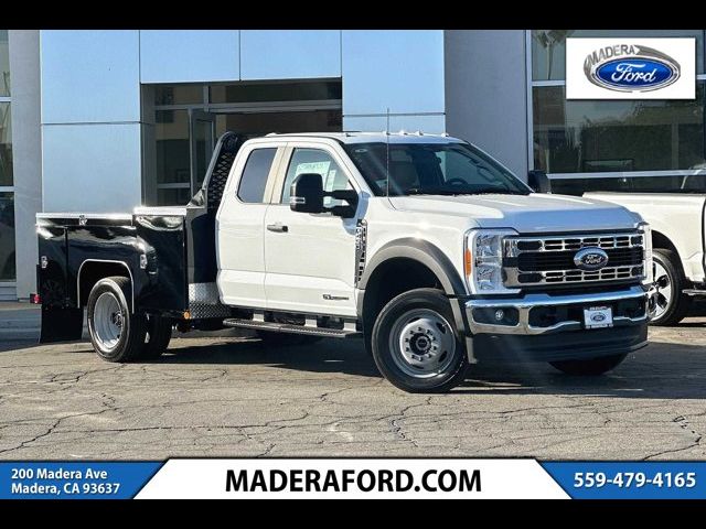 2023 Ford F-450 