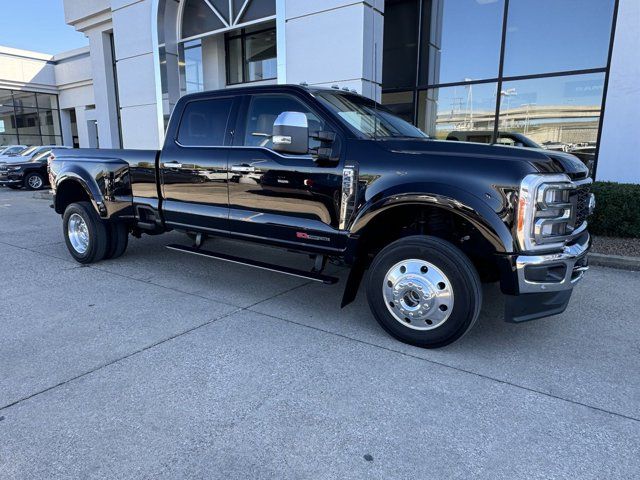 2023 Ford F-450 Lariat