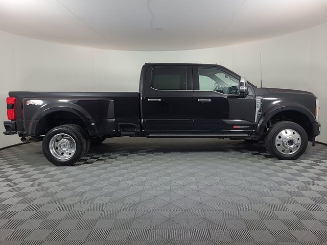 2023 Ford F-450 Platinum