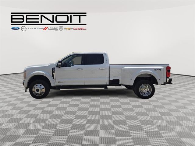 2023 Ford F-450 Lariat