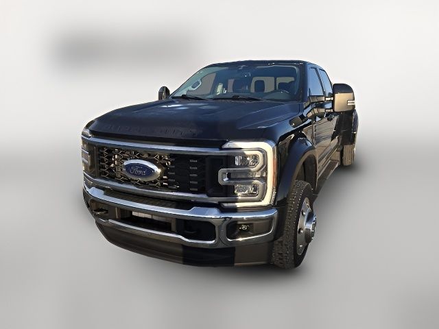 2023 Ford F-450 Lariat