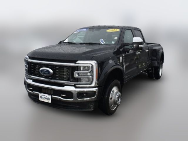 2023 Ford F-450 Lariat