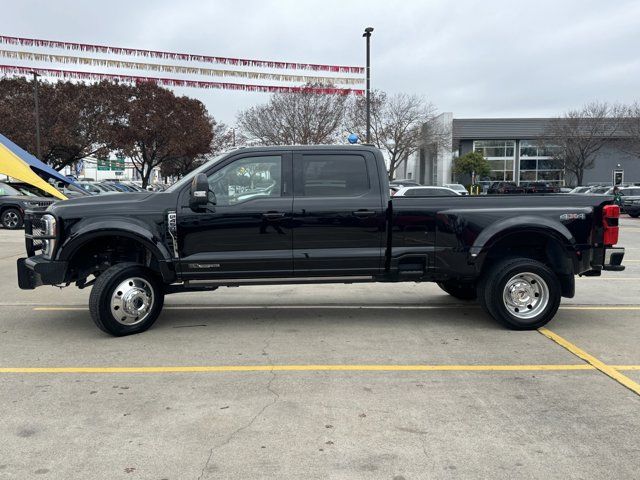 2023 Ford F-450 Lariat