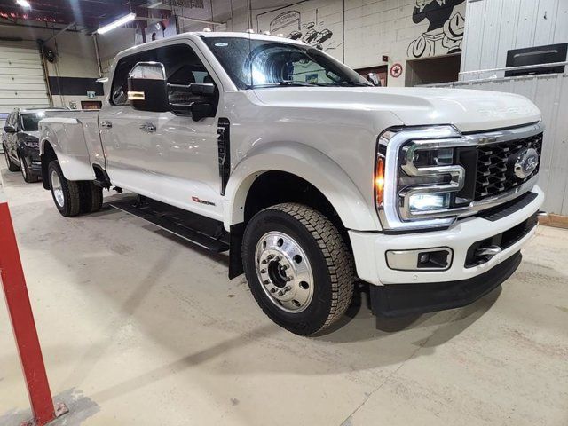 2023 Ford F-450 Limited