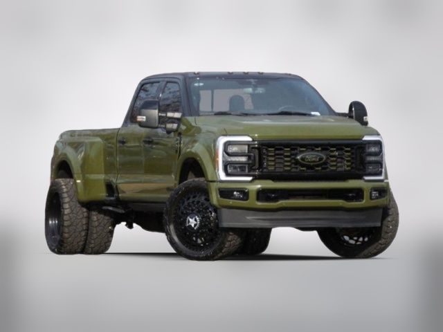 2023 Ford F-450 Platinum