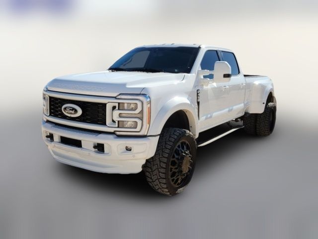 2023 Ford F-450 XLT