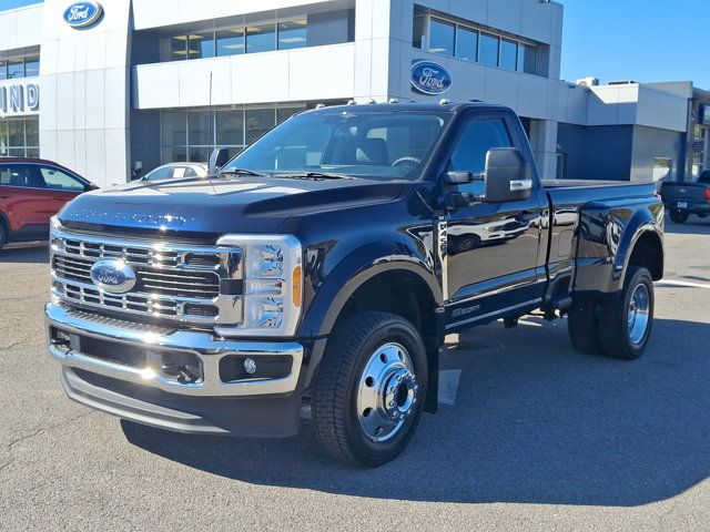 2023 Ford F-450 XLT