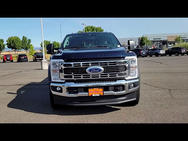 2023 Ford F-550 XLT