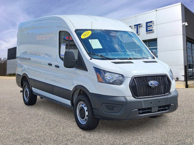 2023 Ford Transit Base