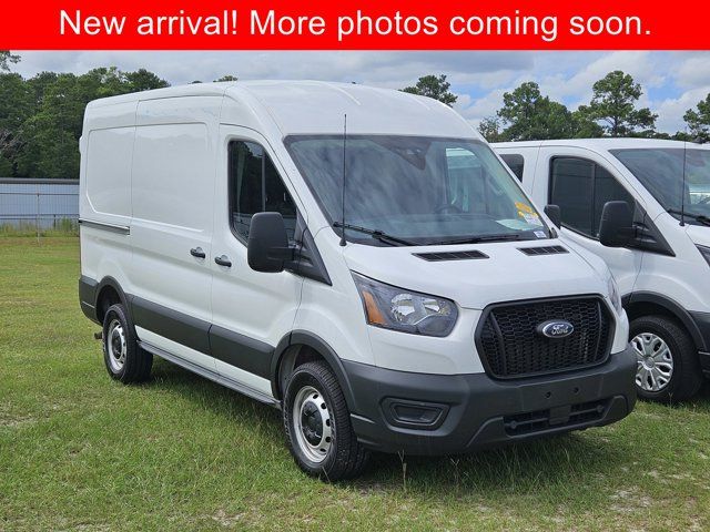 2023 Ford Transit Base