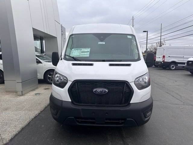 2023 Ford Transit Base