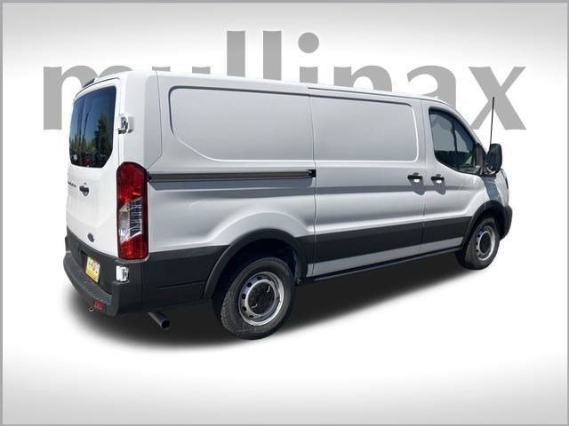 2023 Ford Transit Base