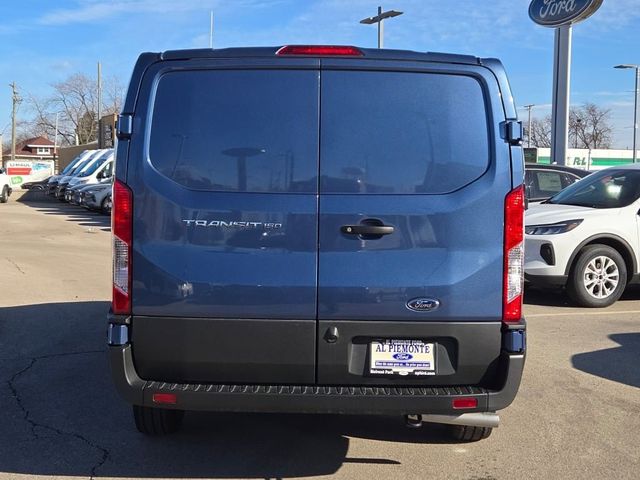 2023 Ford Transit Base