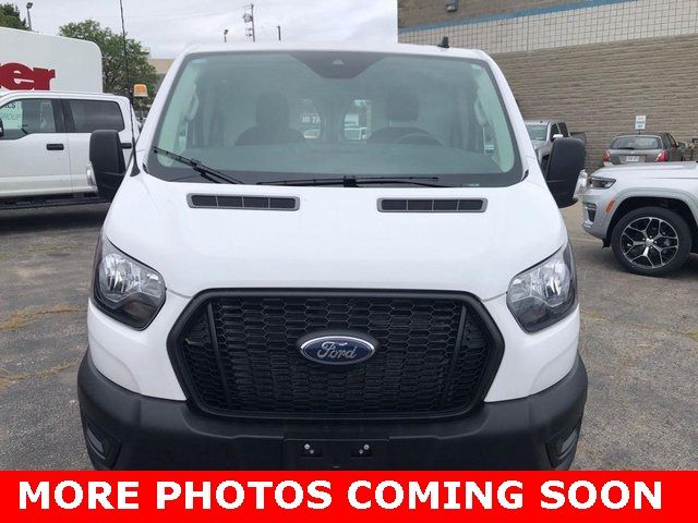 2023 Ford Transit Base