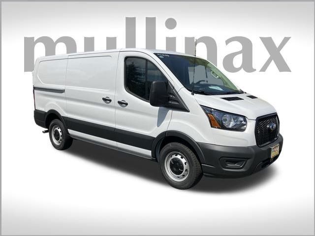 2023 Ford Transit Base