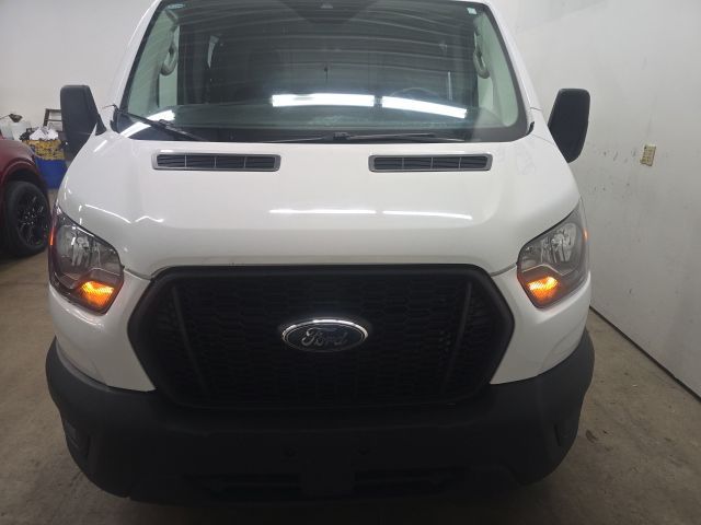 2023 Ford Transit Base