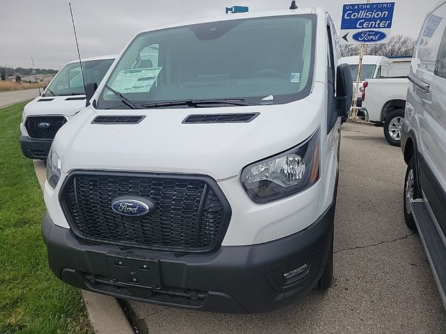 2023 Ford Transit Base