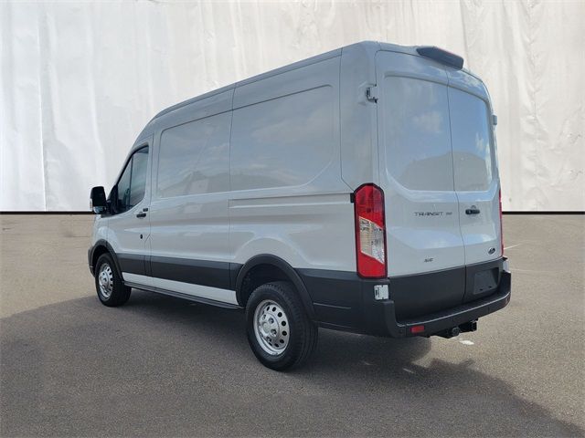 2023 Ford Transit Base