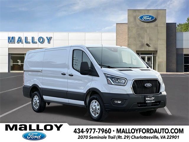 2023 Ford Transit Base