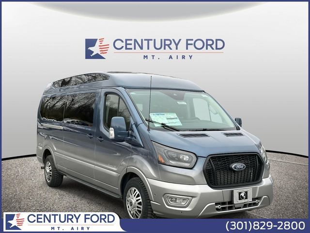 2023 Ford Transit Base